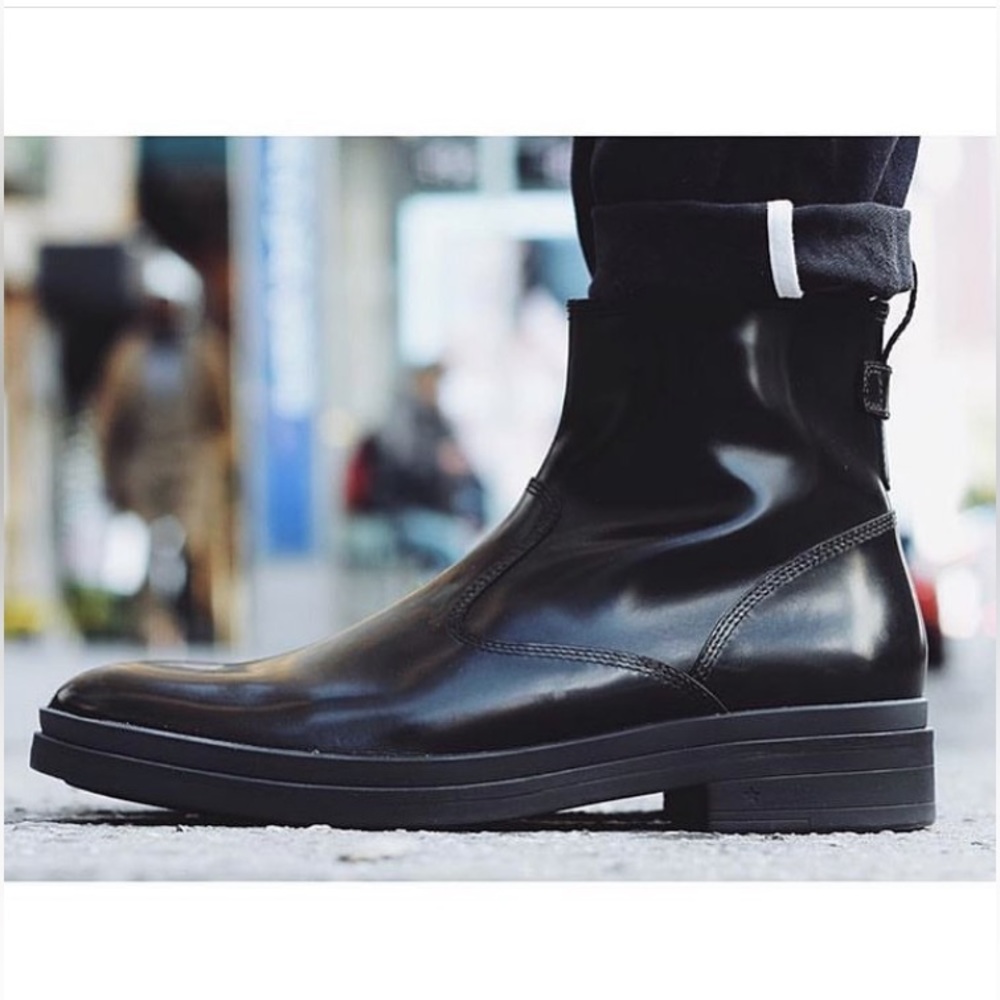 ISO George Brown BILT Bradner Zip Boot